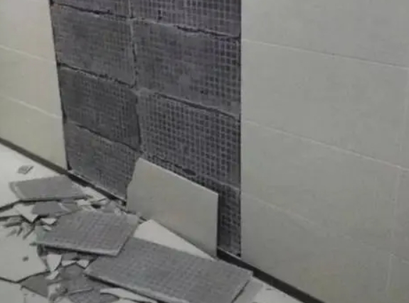 永德瓷砖空鼓维修公司分享下永德墙砖松动维修的知识